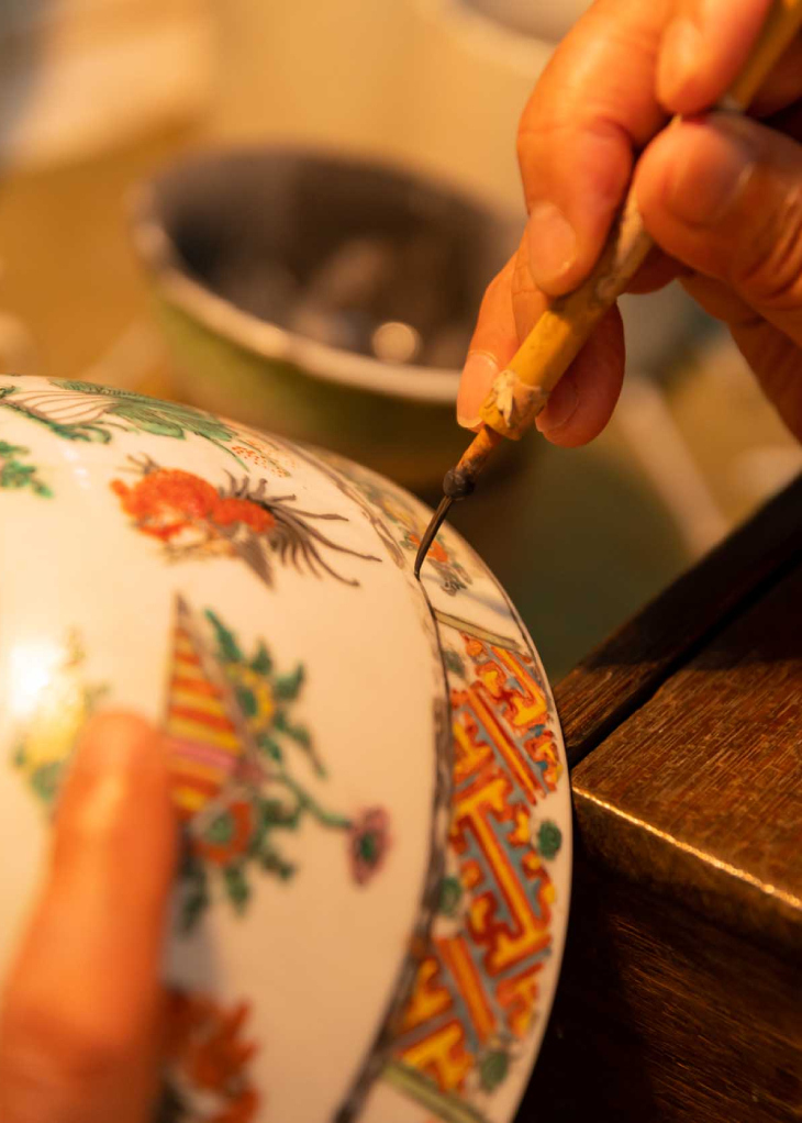 Guangcai (The Canton Famille Rose Porcelain) Making Technique- mobile